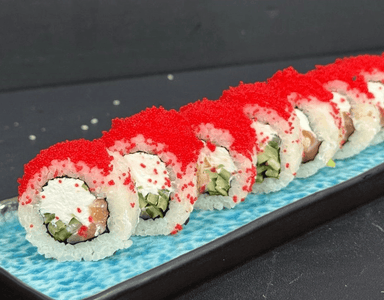 Каліфорнія з лососем в тобіко