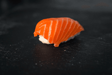 Нігірі з лососем