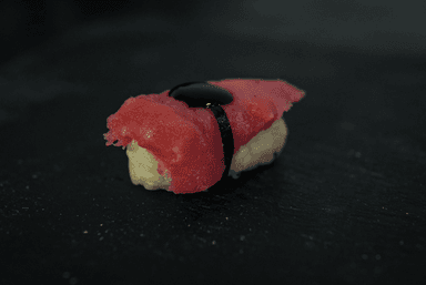 Нігірі з тунцем